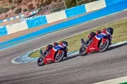 CBR1000RR-R Fireblade SP (photo 1)